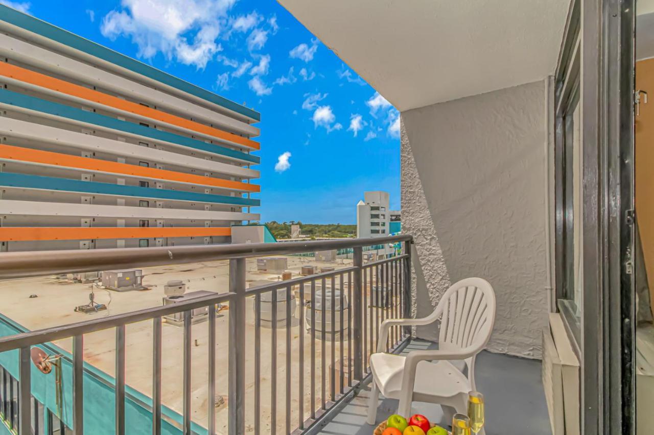 Landmark Resort 714 - Massive Indoor & Outdoor Pools And Lazy Rivers! Sleeps 4! Myrtle Beach Exterior photo